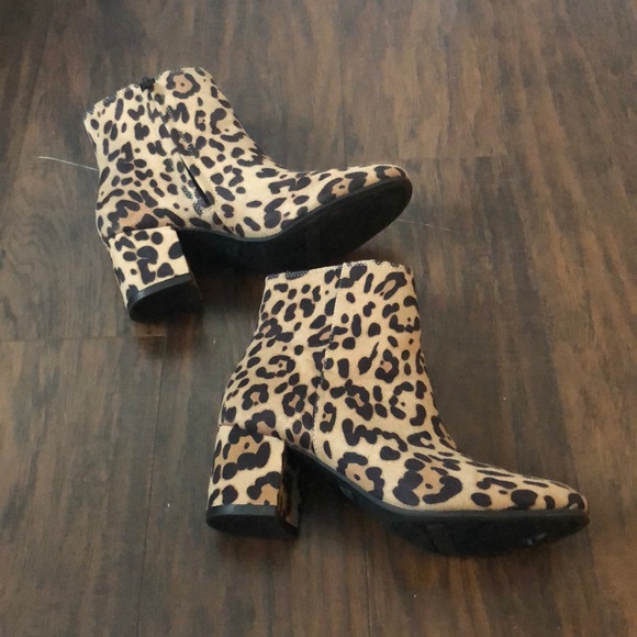 Time and Tru Shoes - Cheetah Print Bootie